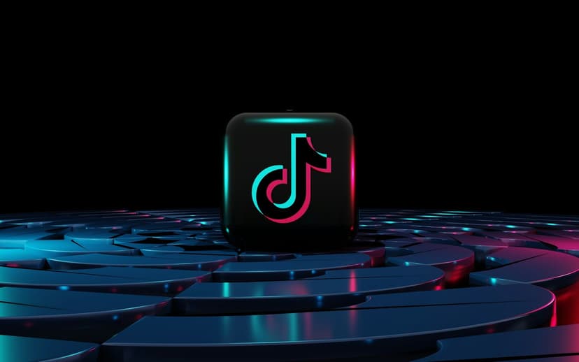 What You Need to Know About the TikTok Algorithm to Go Viral in 2025